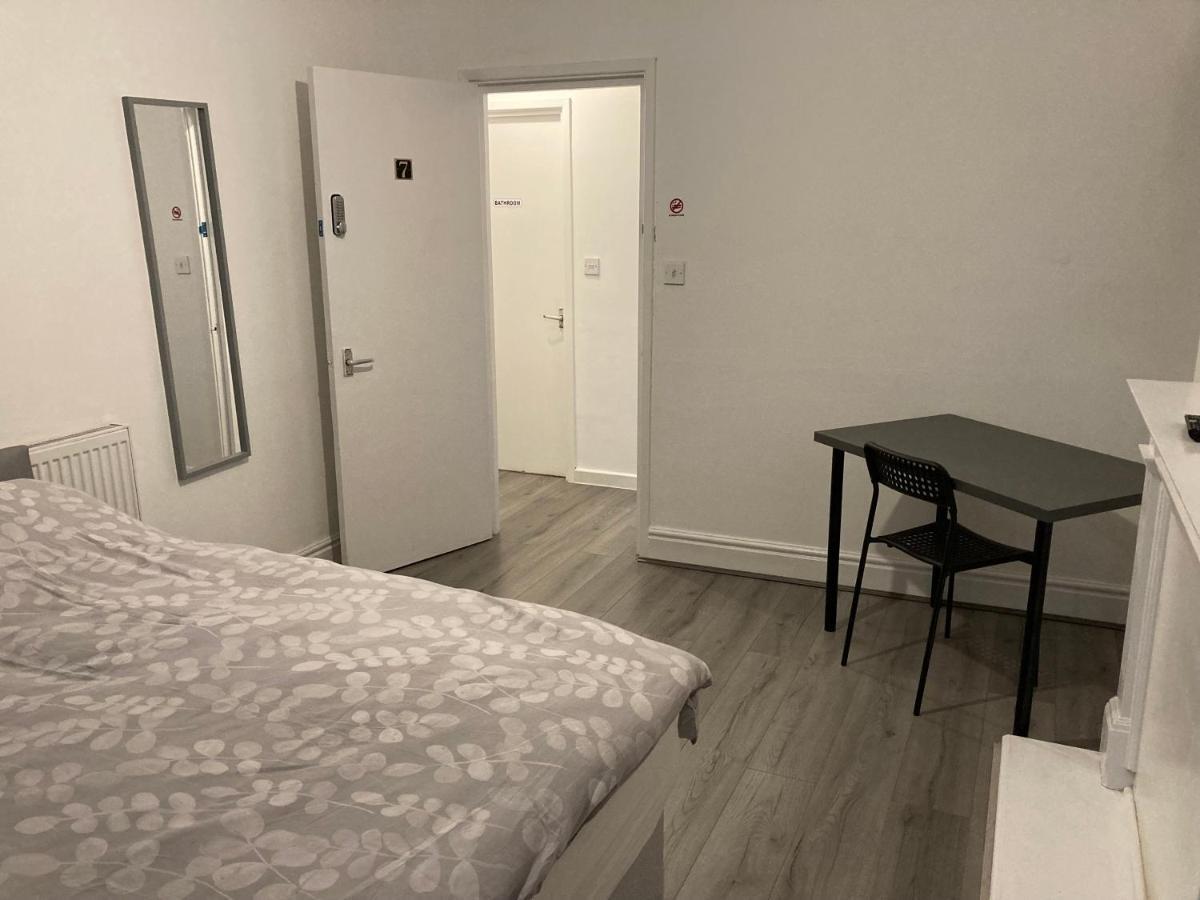 Chosen Rocky Lane Private Rooms Liverpool Eksteriør billede