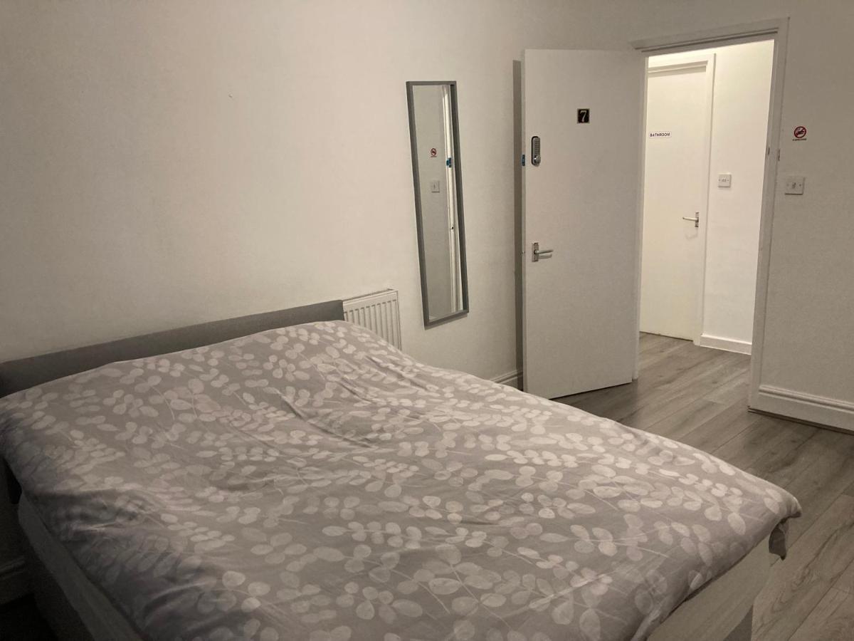 Chosen Rocky Lane Private Rooms Liverpool Eksteriør billede