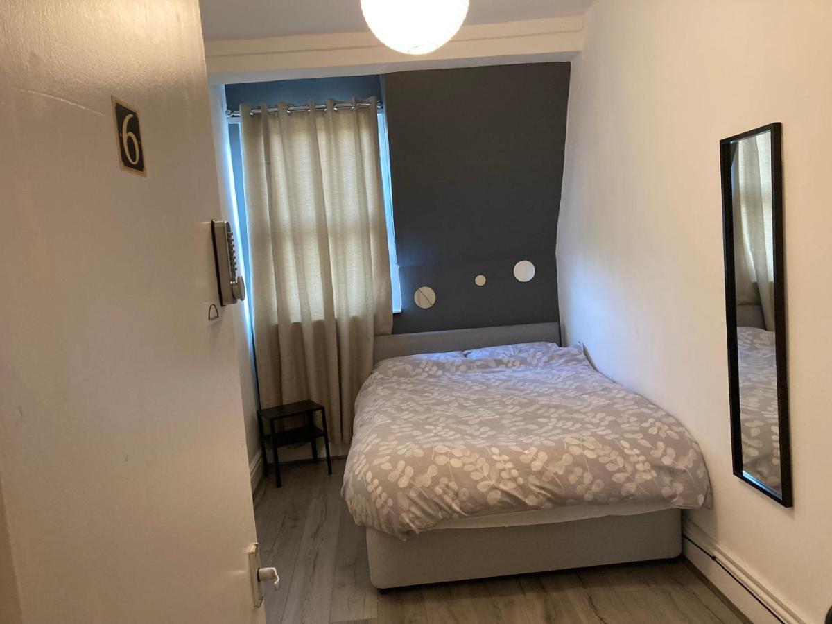 Chosen Rocky Lane Private Rooms Liverpool Eksteriør billede